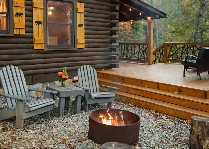 Log Cabin With Mountain View And Privacy