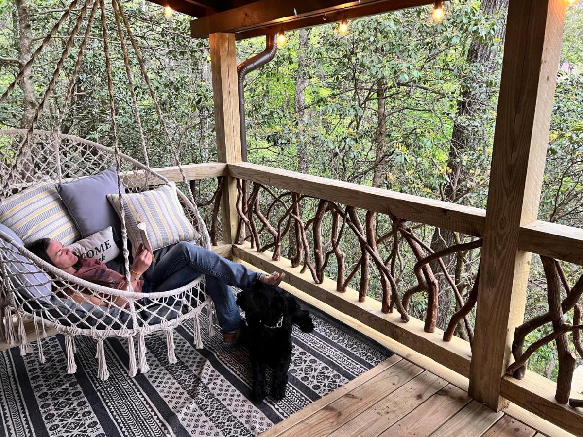 Log With Mountain View And Privacy Holiday home *