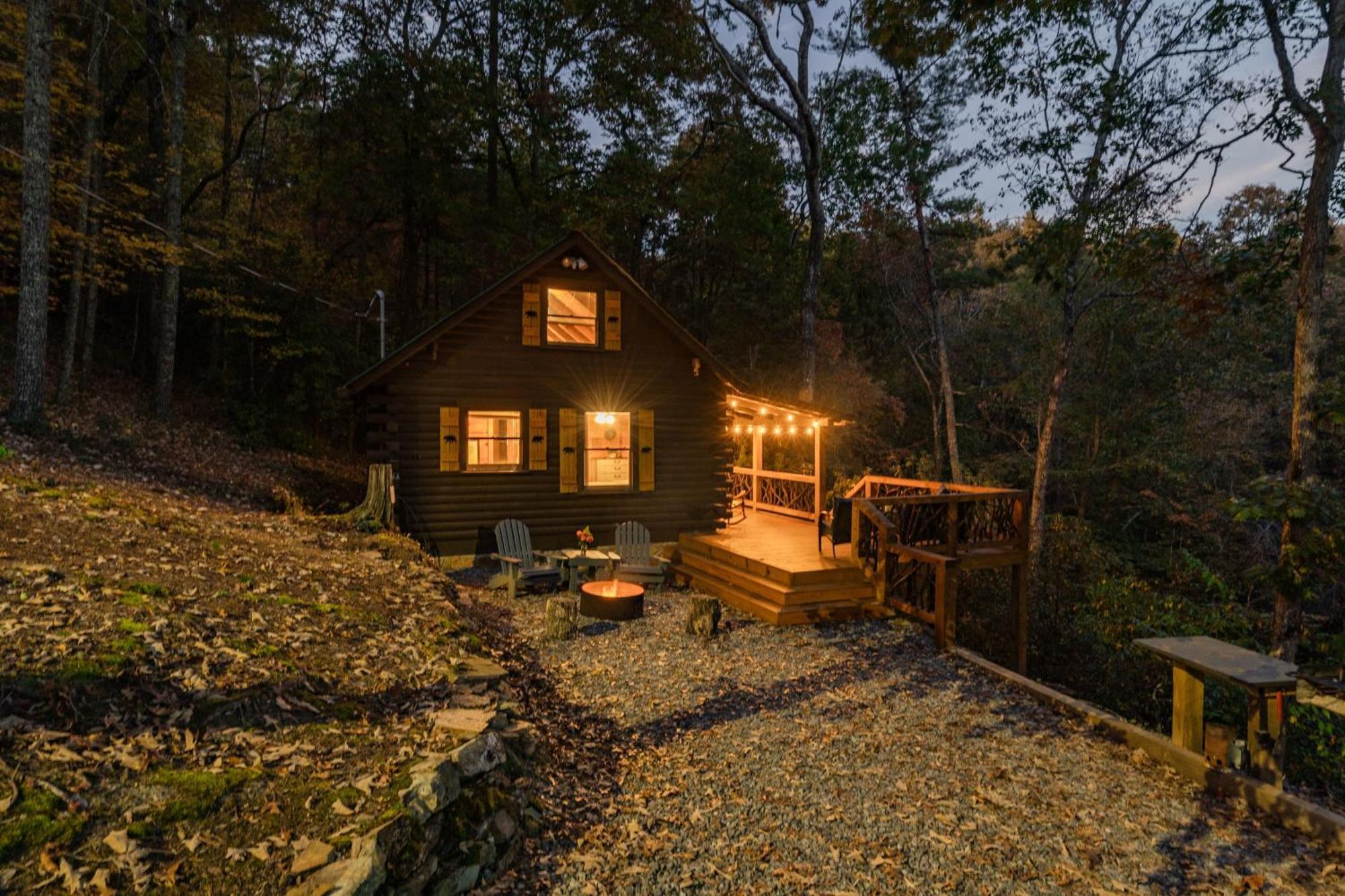 Log With Mountain View And Privacy Blue Ridge