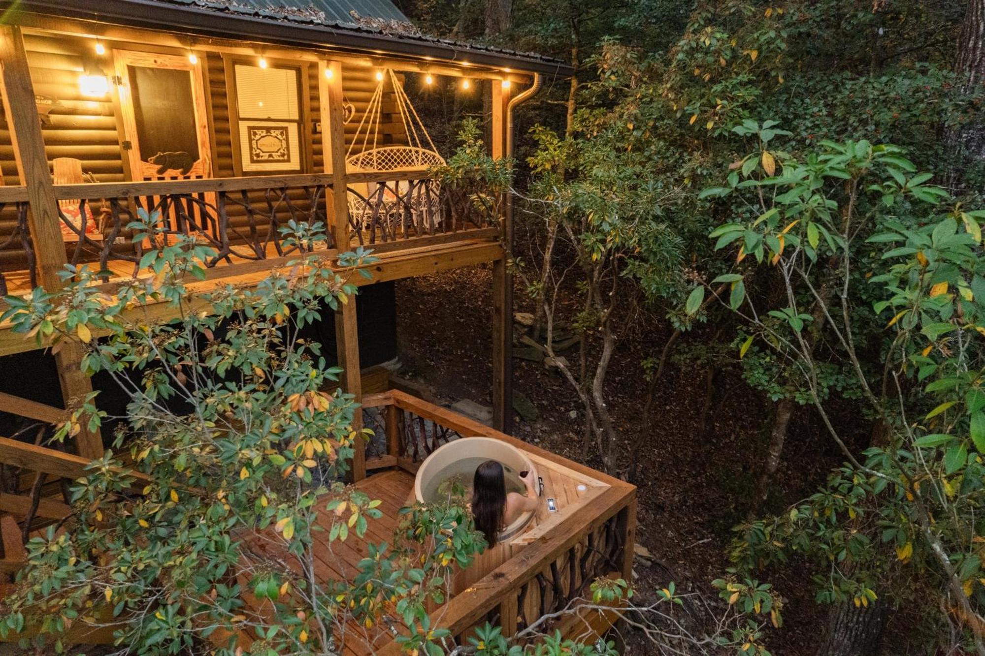 Log With Mountain View And Privacy Holiday home